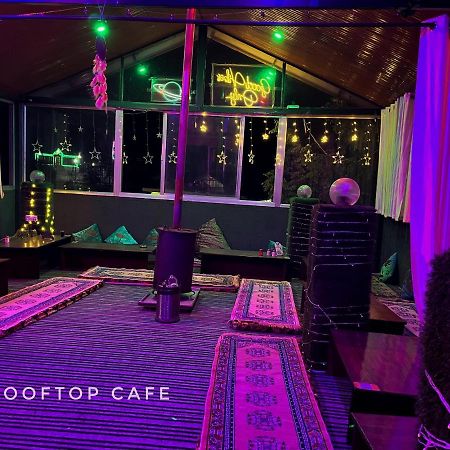 I Love Kasol Hostel & Rooftop Cafe Екстериор снимка